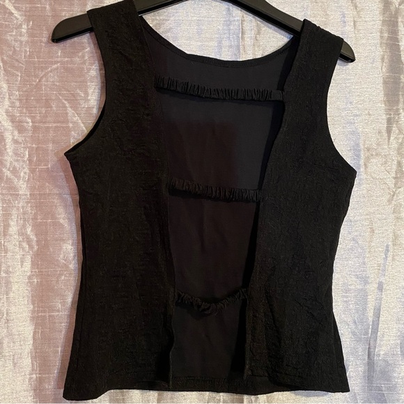 Black crop top no tags, ladder back, probably L, see measurements GUC - Picture 4 of 6